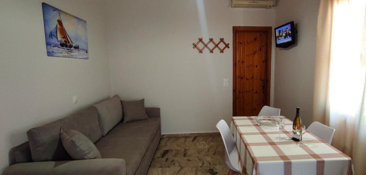 Artaki Beach Comfy Apartment Koróni Exterior foto